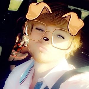 Meet your Posher, Nicholas